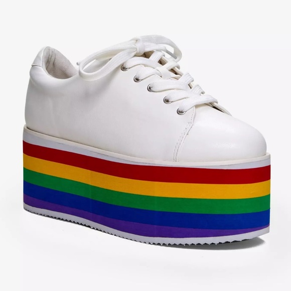 Hot Topic White Platform Shoes with Rainbow Stripes size 9 women’s - Picture 1 of 6